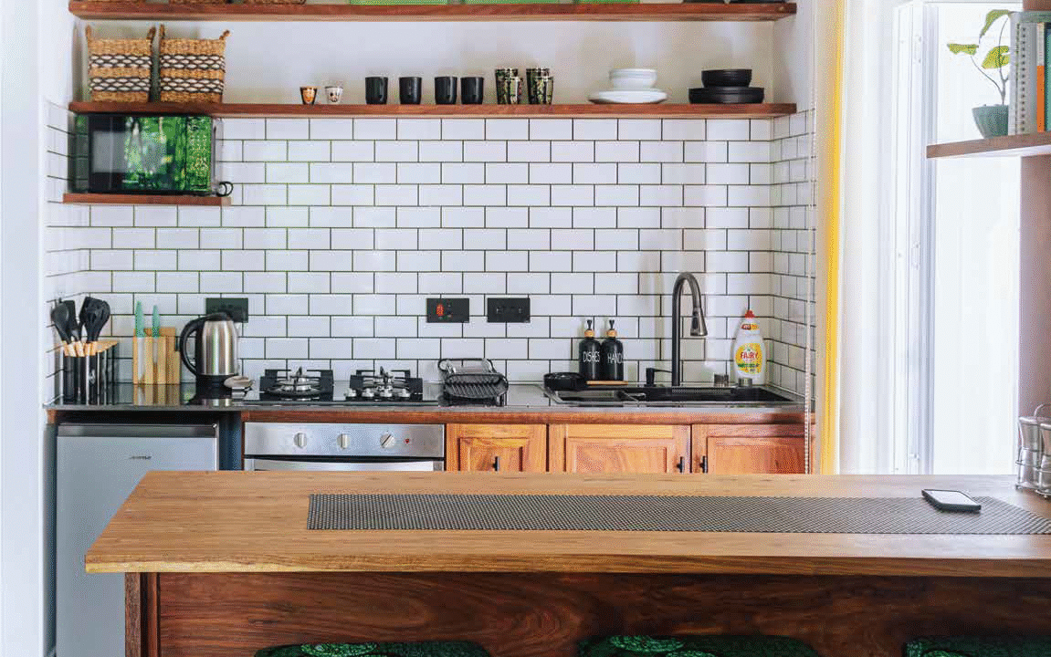 a1_Page_07_Image_0002